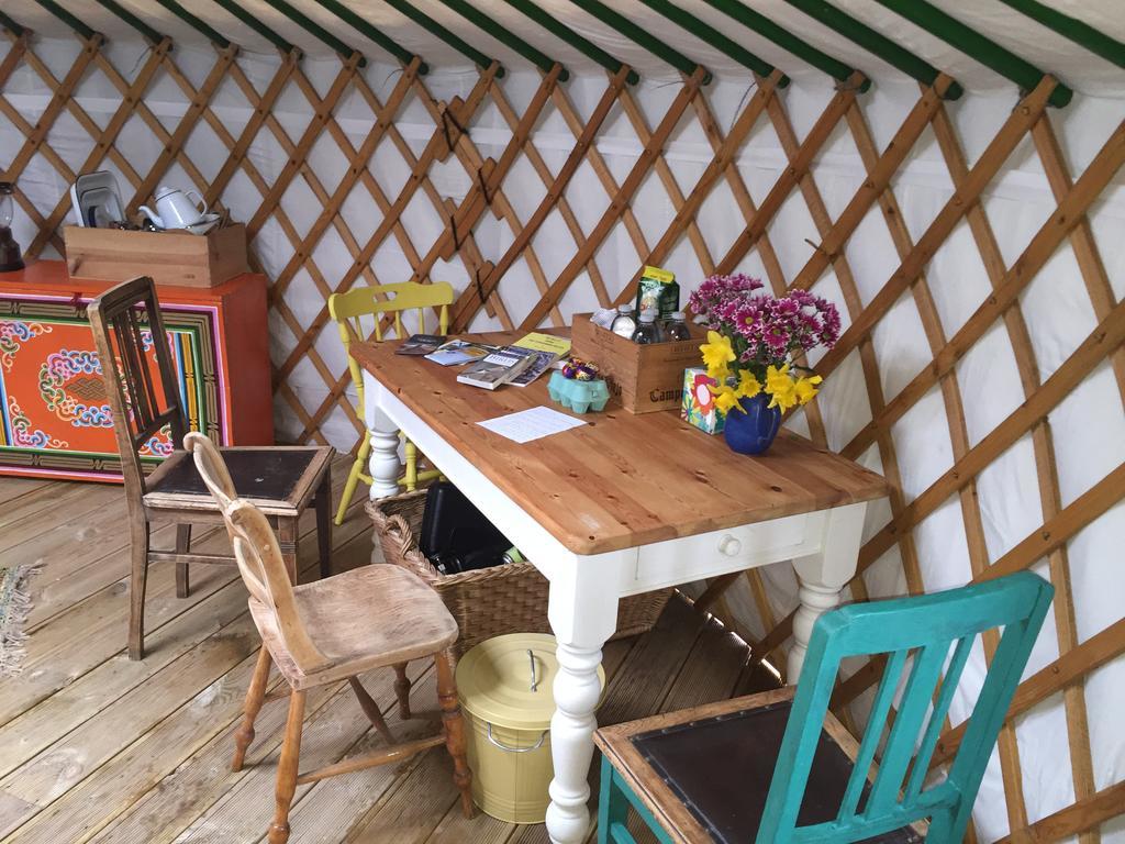The Yurt Hotel Isle of Gigha Exterior photo